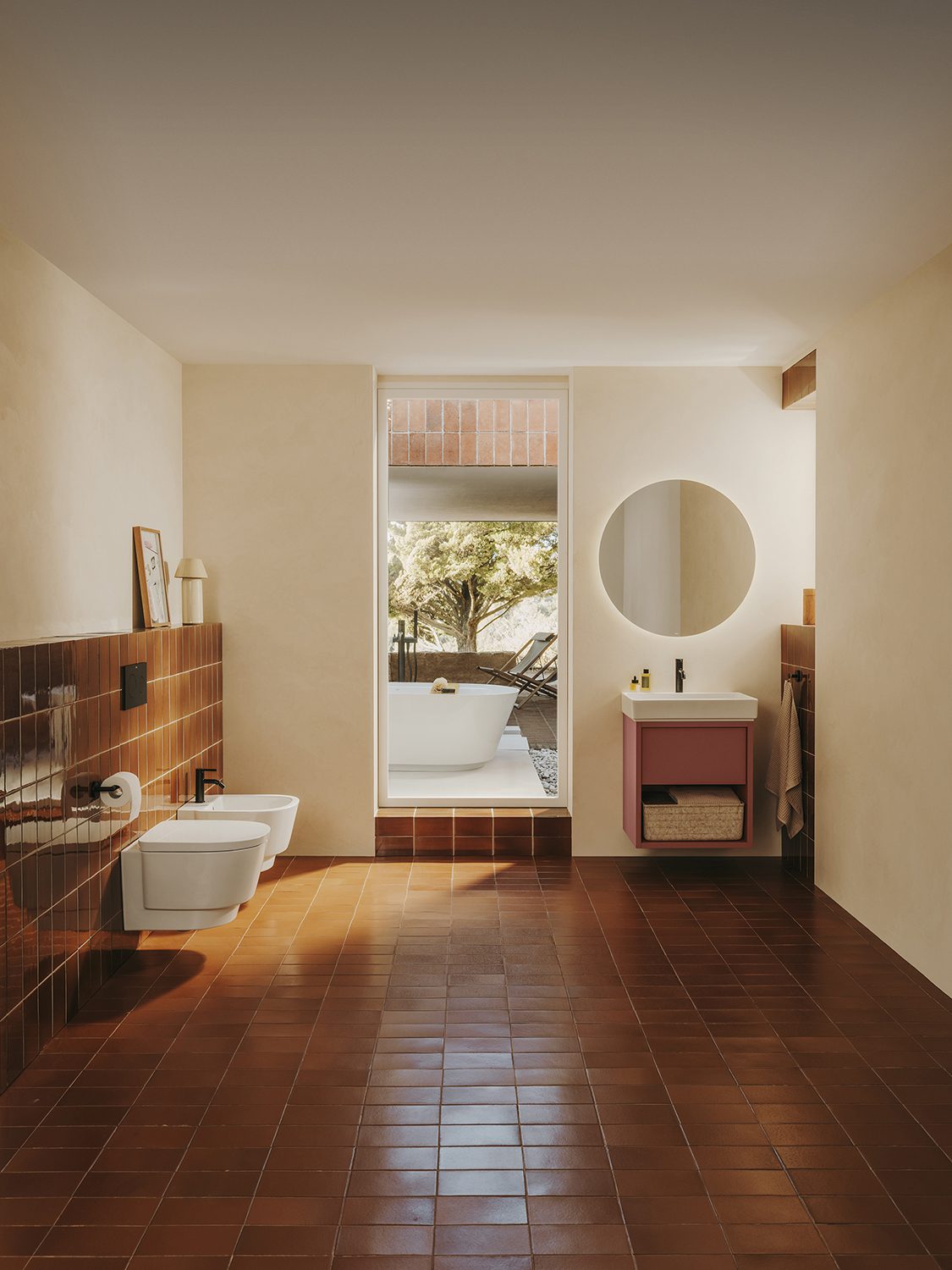 Tura by Roca, design 1